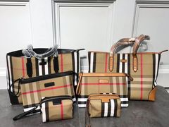 -BURBERRY(宁波和义大道购物中心店)