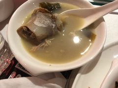 -铜锣湾·有麝自然香(渝北财富中心店)