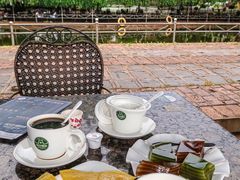 -侯臣咖啡文化村