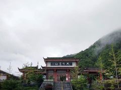 -冕宁灵山寺