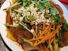 东北拉皮-缘福乡村铁锅炖民宿(八达岭店)