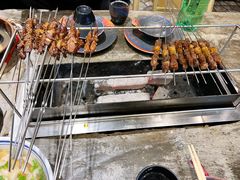 -破瓦寒窑·地摊烤羊排