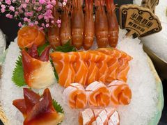 -半岛翡丽海鲜自助餐厅(观风亭店)
