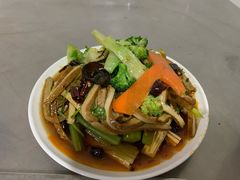 素拼-佰运猪蹄(高陵店)