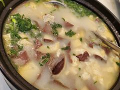 -胡记饭店(保工街店)