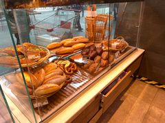 -巴黎贝甜(大宁国际商业广场店)