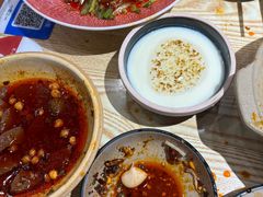 -叁煨蹄花·下饭盐帮菜(人民广场店)