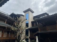 -华冠悠岚·庭院餐厅(青城后山店)