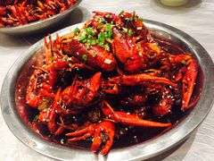 -巴厘龙虾·榜首油焖大虾(音乐学院·沿江酒馆店)