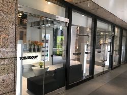 -TONI&GUY