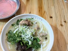 -文山荷鲜居(翠湖店)