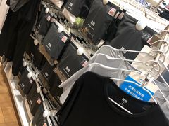 -优衣库(东莞汇一城店)