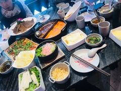 -热火朝天鲜切牛肉火锅(南强街巷店)