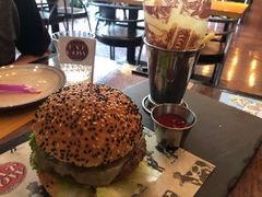 -FAT COW(虹梅路店)
