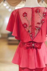 点击看大图 -曼青婚纱礼服馆