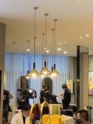 -MOVAN  HAIR莫凡匠人发型屋