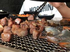 -肉甲韩国木炭烤肉(新壹街1店)