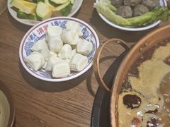 -滇翁·云南酸菜牛肉火锅(合肥首店坝上吾悦广场店)
