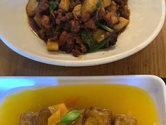 -隔壁老王·家常云南菜(花巷店)