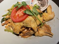 -大头虾越式风味餐厅(光明广场店)