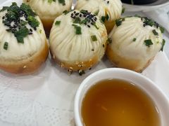 蟹粉生煎-瑞福园联谊餐室(茂名南路店)