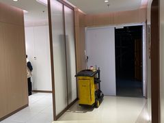 -安东易迷你仓自助寄存仓库(淞虹路店)