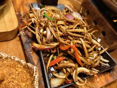 -雀舞云南菜(天津天河城购物中心店)