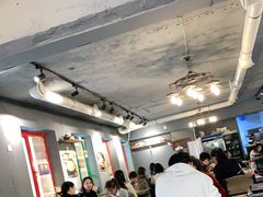 大堂-猫头鹰炸鸡