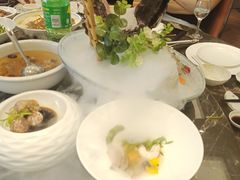 -南京悦客假日酒店