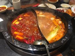 -周周有辣火锅馆(玖耀里店)