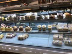-焙丽拾光(麦凯乐直营店)