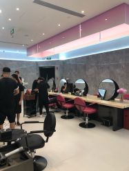 点击看大图 大厅-TONI&GUY
