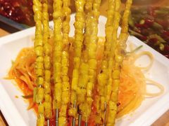 玉米粒-喝丢一只鞋海鲜烧烤·海肠捞饭(东关街店)