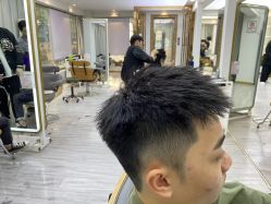 点击看大图 -辛格·潮沙龙