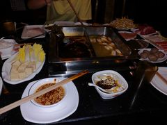-百年川椒重庆老火锅(光谷店)