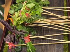 -鹿鸣山草本茶香火锅(园西路店)