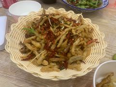 -江城燕子大排档(江汉路步行街店)