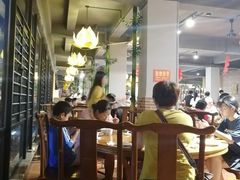 -百荷园蔬食自助餐厅(德辉广场店)