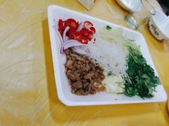 -官塘陈记鱼生·潮汕砂锅粥·牛肉火锅(潮枫路总店)