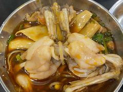 -鸿顺老铁锅美蛙鱼府(解放碑店)
