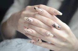 -AKIRA 安久日式美甲美睫