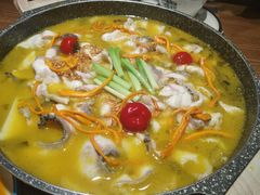 -山城外·非遗酸菜鱼(财富中心店)