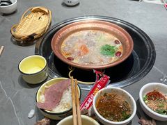 -阿婆情腊排骨火锅·野生菌季(古城旗舰店)