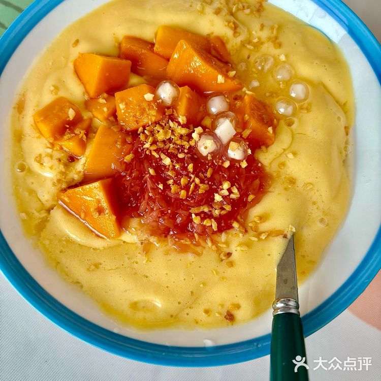 甜品的双重诱惑——芋泥麻薯与杨枝甘露