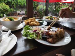 -Dash Teak House