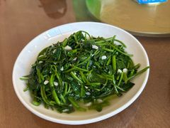 -芦茨金富饭庄·25年老字号·专做稻草鸡
