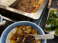 -百年川椒重庆老火锅(光谷店)