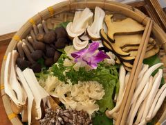 -土连锅·现熬养生汤锅(梁家巷店)