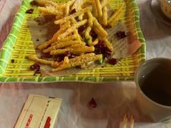 -肥肥虾庄·金牌油焖大虾(汉街SKP店)