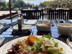 -海南清水湾莱佛士酒店